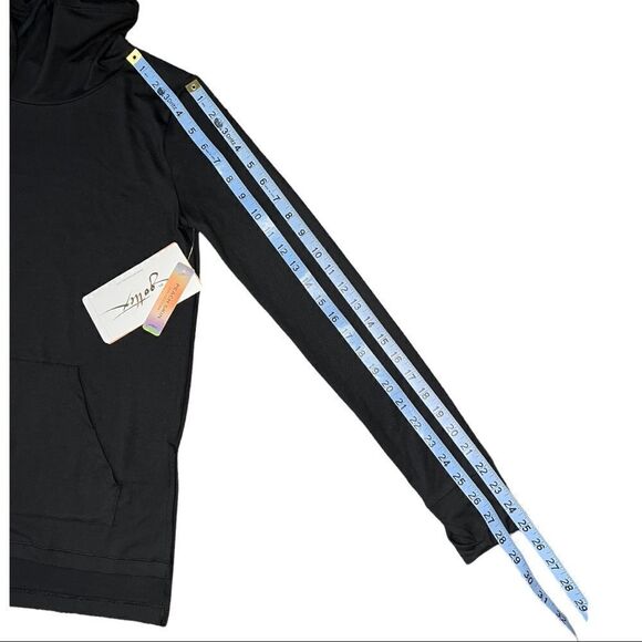 X by Gottex Peach Skin Long Sleeve Athletic Shirt in Black - Picture 7 of 8